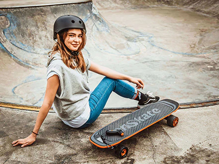 Electric Skateboard Safety Gear and Tips: Essential Guide
